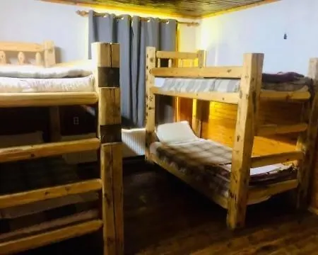 Malka Yurta Hut Jaktstuga *