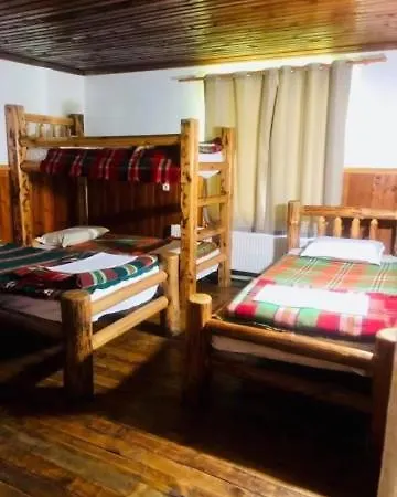 Jaktstuga Malka Yurta Hut *