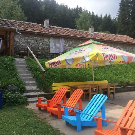 Lodge Malka Yurta Hut *