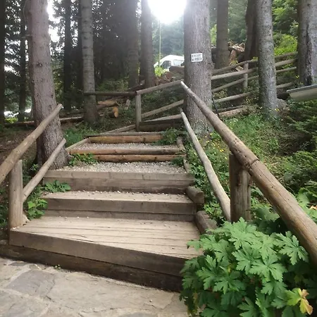 Malka Yurta Hut Jaktstuga Panichishte