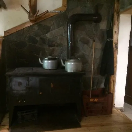 Jaktstuga Malka Yurta Hut *