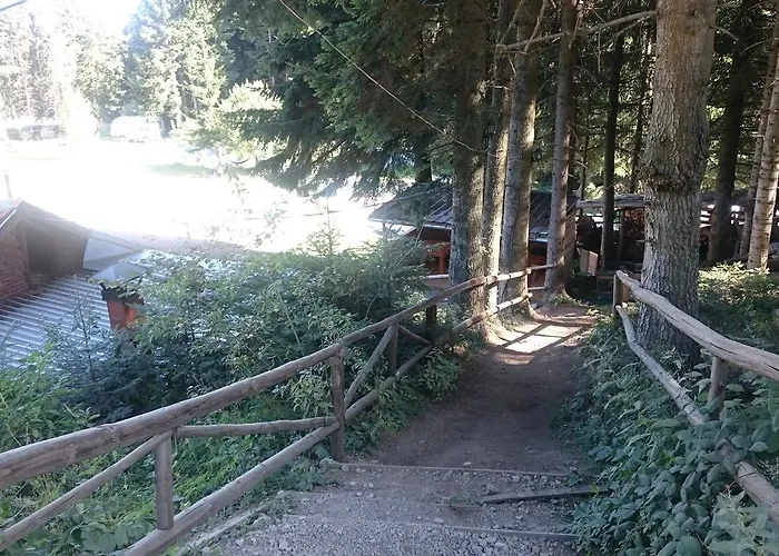 Malka Yurta Hut Hytte Panichishte