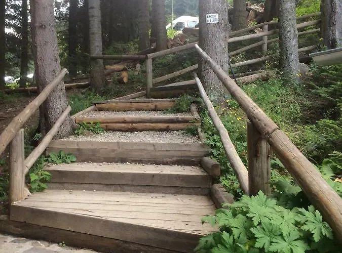 Malka Yurta Hut Lodge Panichishte